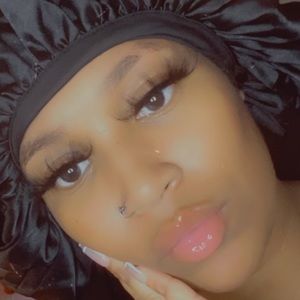 Meet your Posher, Camielle